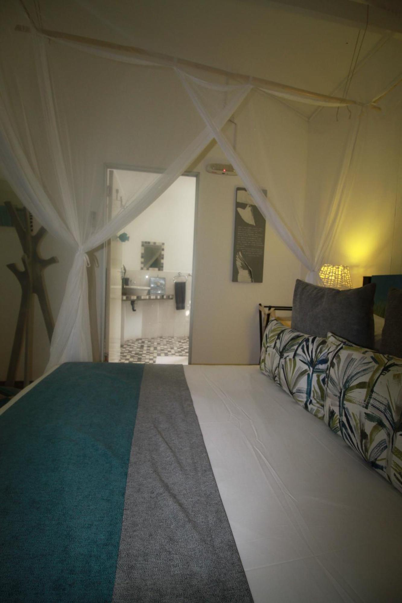 The Old House Bed & Breakfast Kasane Ngoại thất bức ảnh